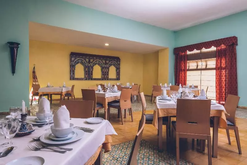 호텔 Iberostar Waves Saidia