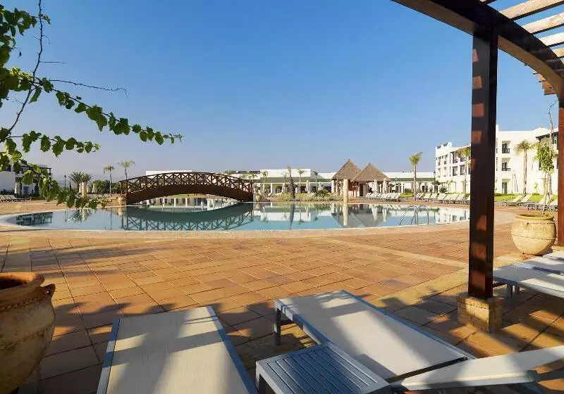 호텔 Iberostar Waves Saidia