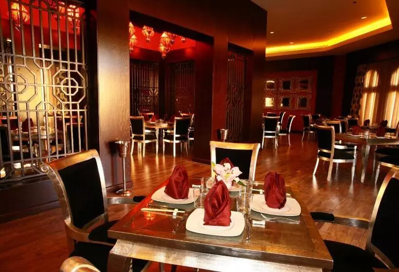 هتل Miramar Al Aqah Beach Resort