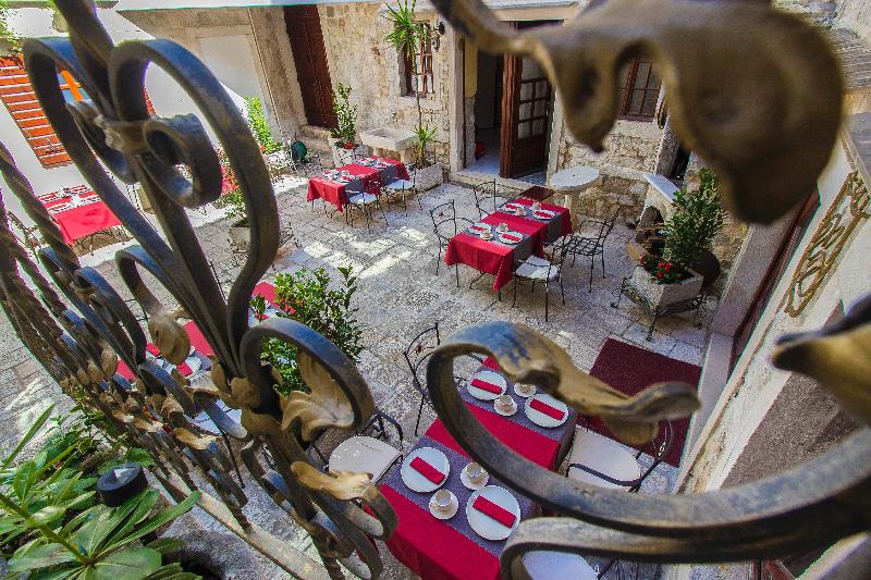 Hotel Palace Derossi