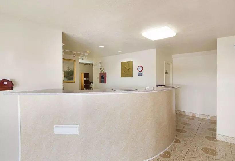 فندق Baymont By Wyndham Del Rio