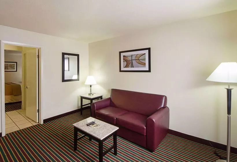 فندق Baymont By Wyndham Del Rio