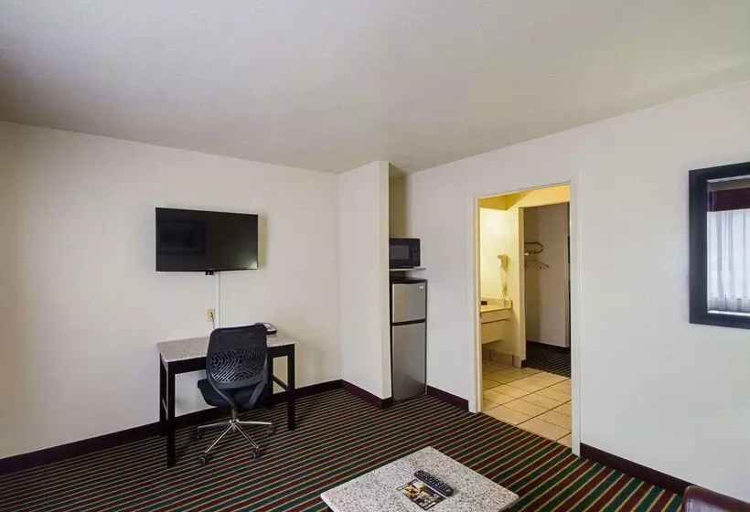 فندق Baymont By Wyndham Del Rio