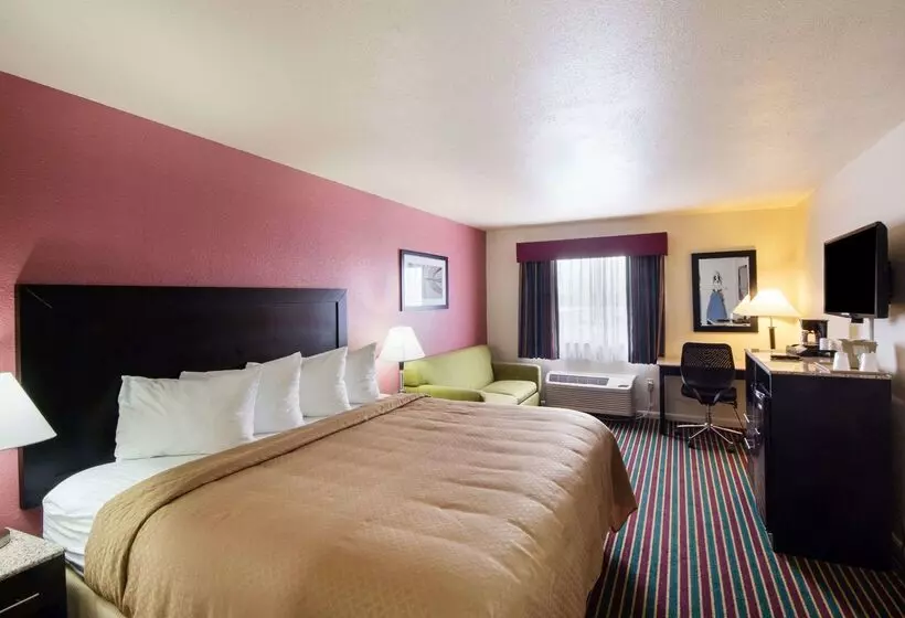 فندق Baymont By Wyndham Del Rio