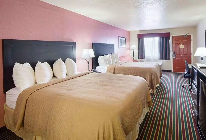 فندق Baymont By Wyndham Del Rio