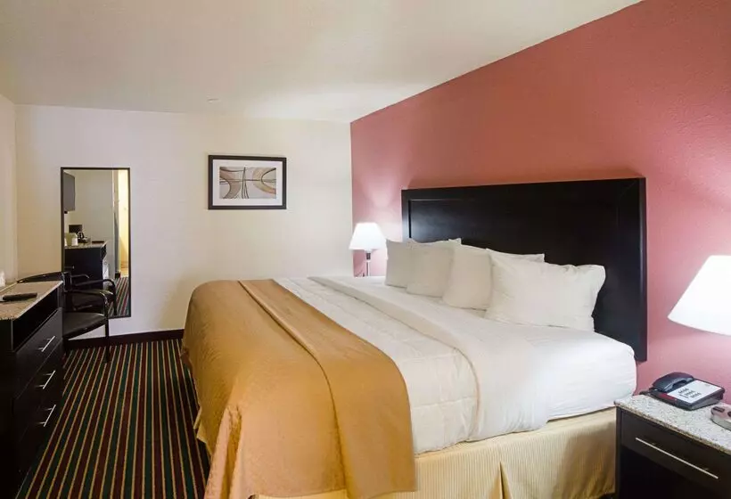 فندق Baymont By Wyndham Del Rio