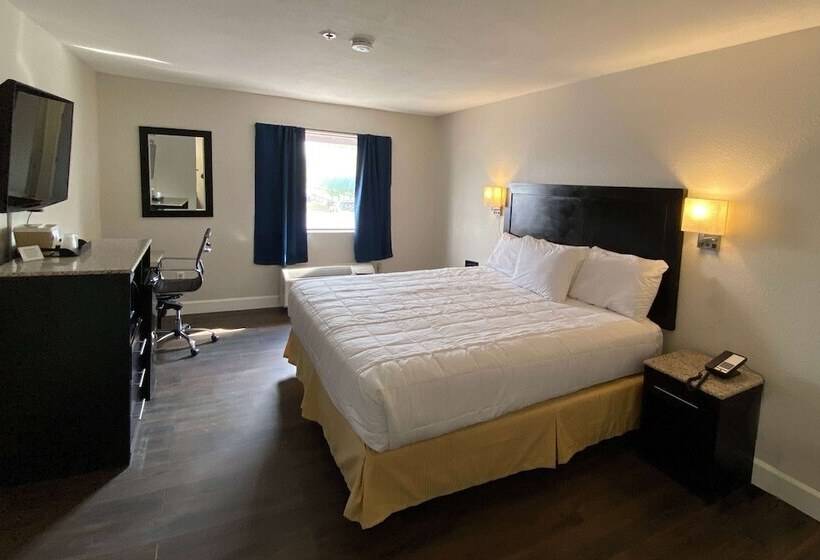 בית מלון כפרי Baymont By Wyndham Del Rio