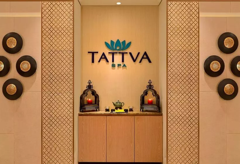 فندق Radisson Mumbai Goregaon