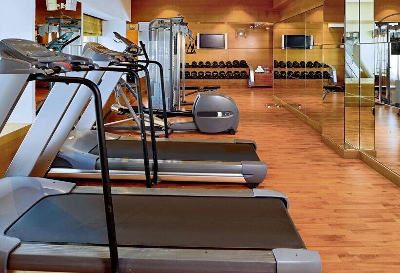 هتل Radisson Mumbai Goregaon