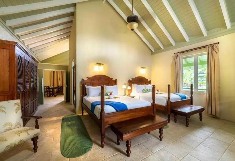 هتل Rosalie Bay Eco Resort & Spa