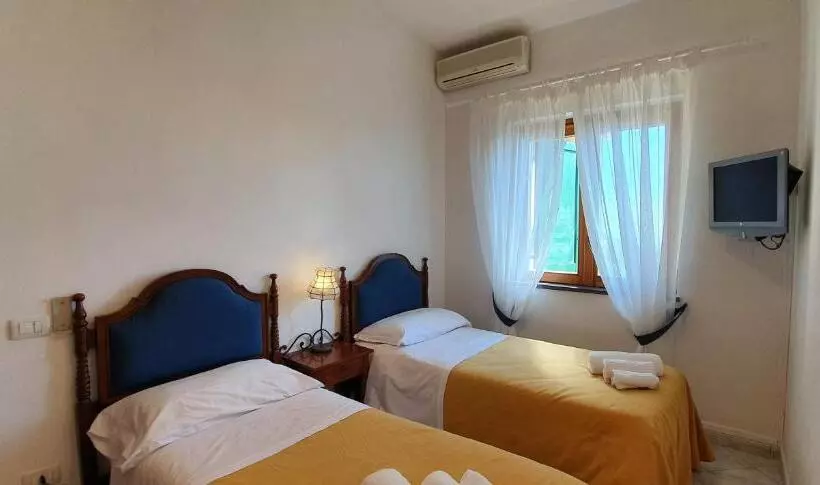 Maaseutuhotelli Agriturismo Fattoria Terranova