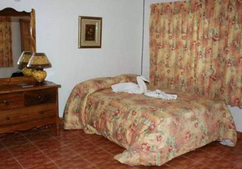 هتل Sea Wind Resort