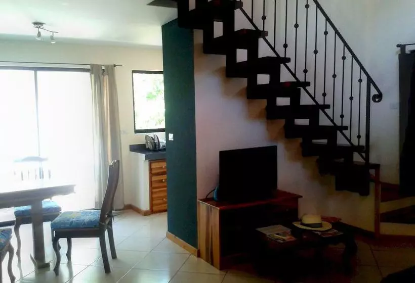 酒店 Tamarindo Blue Apartments