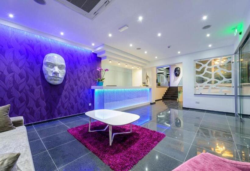 בית מלון כפרי Tasia Maris Oasis