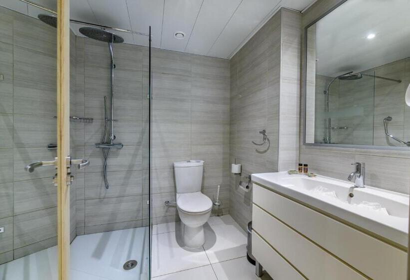 בית מלון כפרי Tasia Maris Oasis