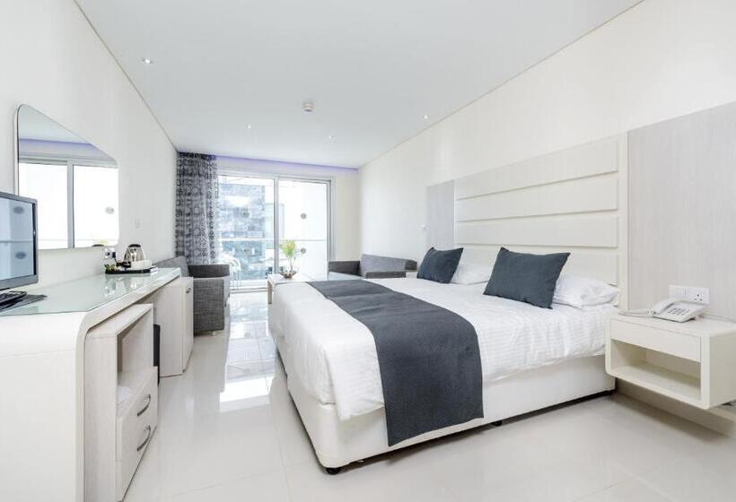 בית מלון כפרי Tasia Maris Oasis