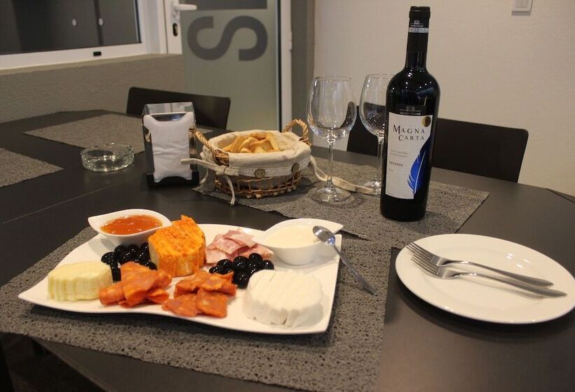 Apartamentos Turisticos Paraiso