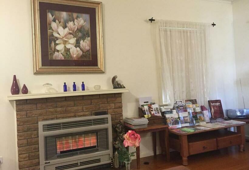 Admurraya House Bed & Breakfast