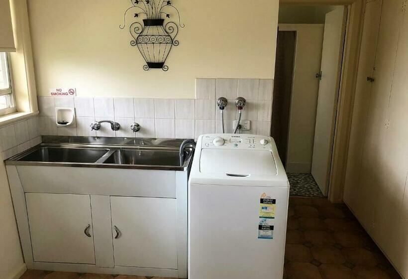 Admurraya House Bed & Breakfast