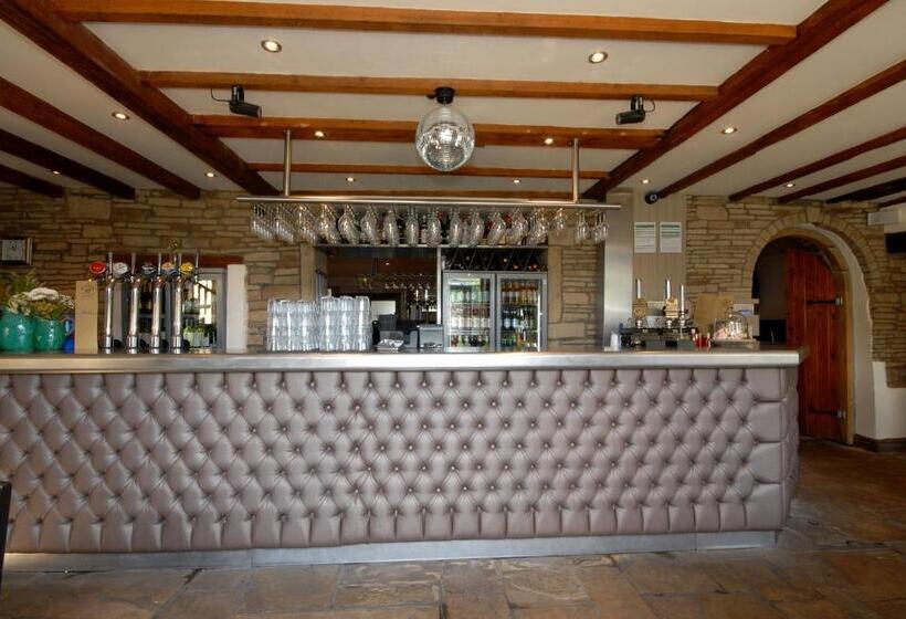 فندق صغير The Fleece Inn At Barkisland