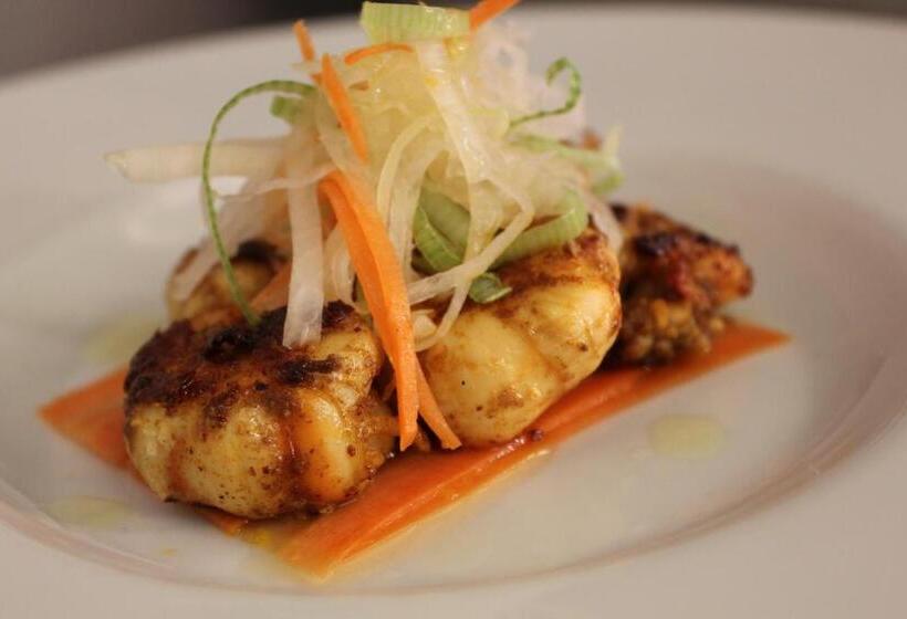 فندق صغير The Fleece Inn At Barkisland