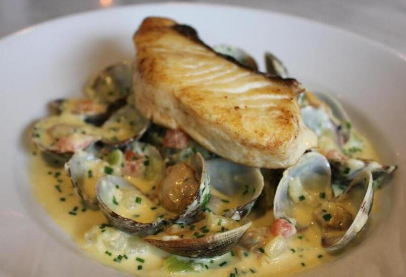 فندق صغير The Fleece Inn At Barkisland