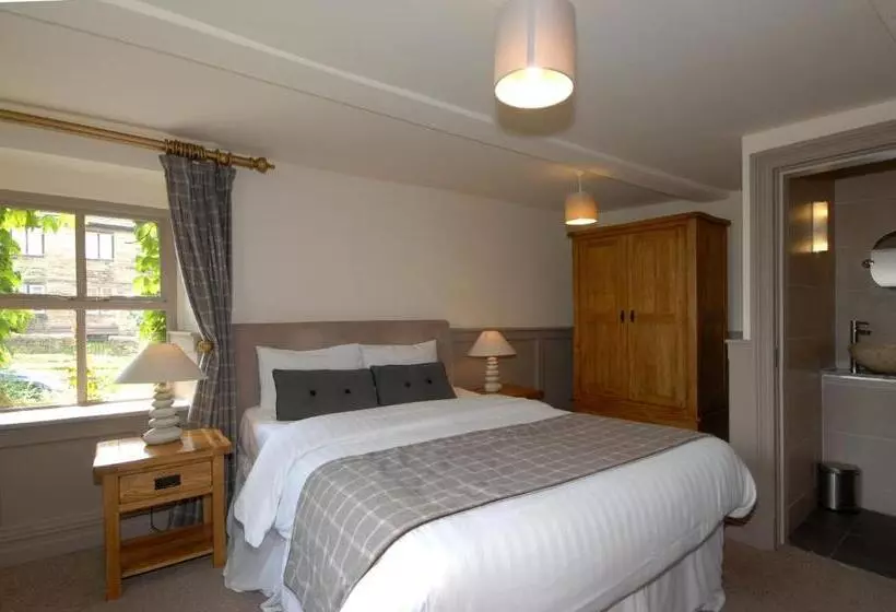 Retkeilymaja The Fleece Inn At Barkisland