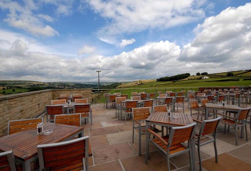 فندق صغير The Fleece Inn At Barkisland