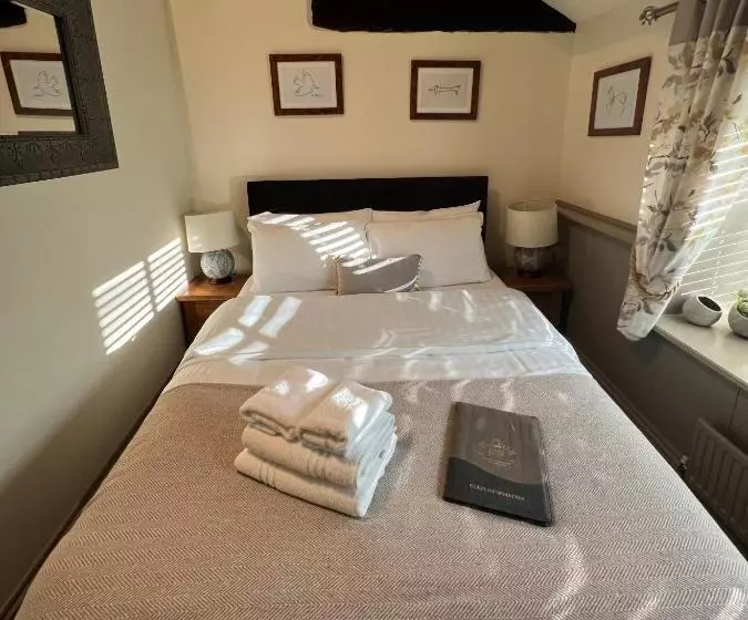 Retkeilymaja The Fleece Inn At Barkisland