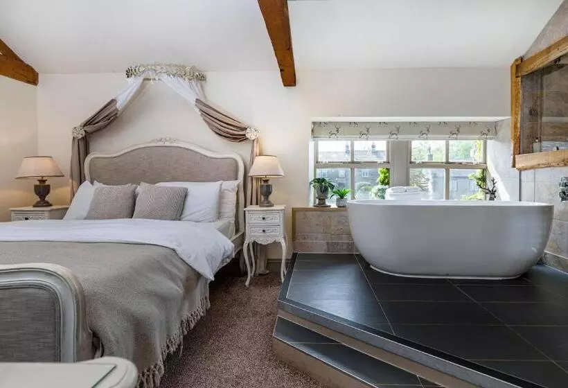 Retkeilymaja The Fleece Inn At Barkisland