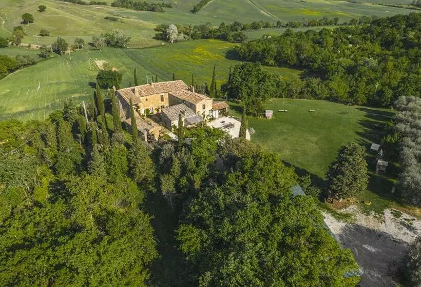 هتل Agriturismo Cretaiole