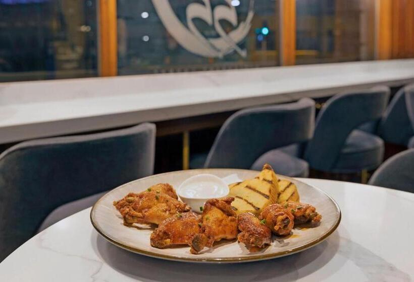 בית מלון כפרי Le Méridien St. Louis Downtown