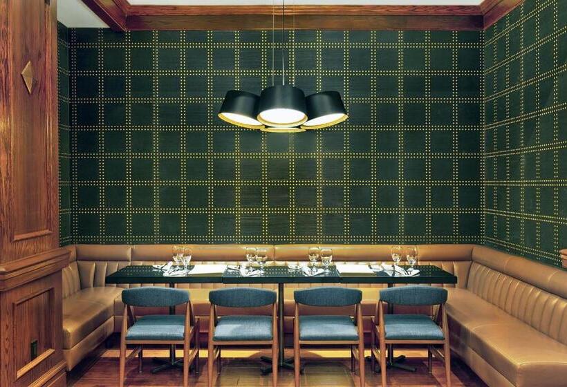 בית מלון כפרי Le Méridien St. Louis Downtown