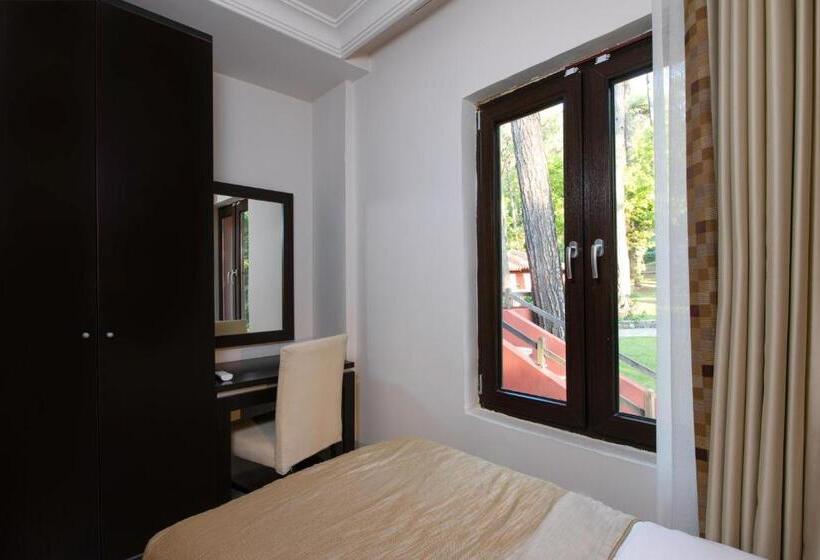 هتل Marmaris Bay Resort Adults Only