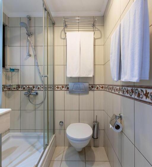 هتل Marmaris Bay Resort Adults Only