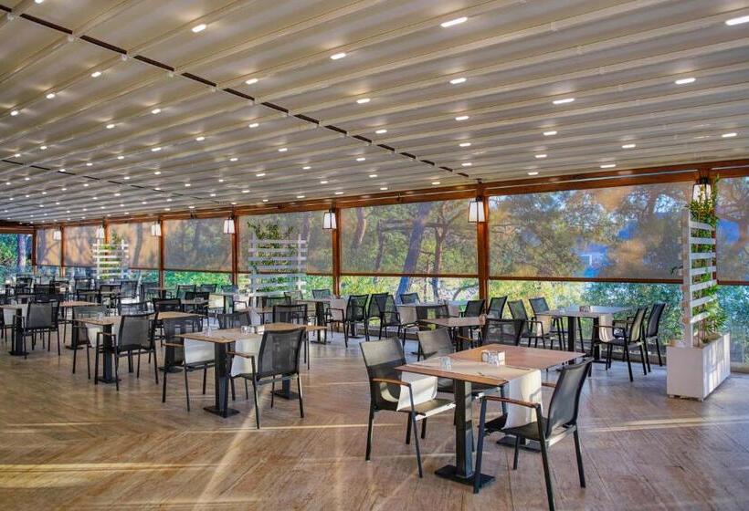 هتل Marmaris Bay Resort Adults Only