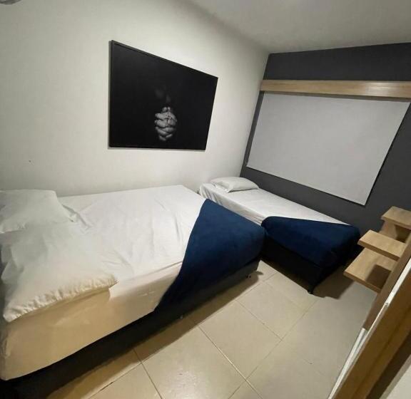 酒店 Medellin Central