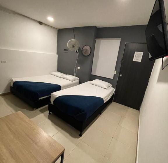 酒店 Medellin Central