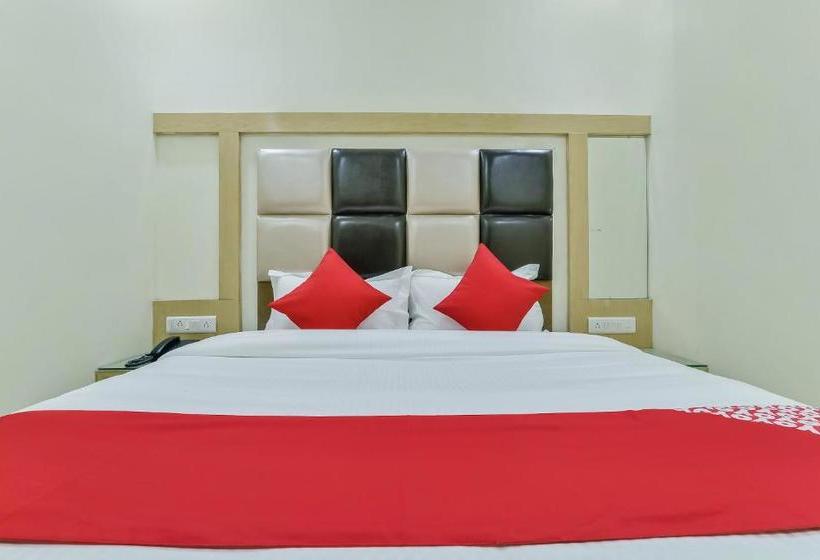 Hotelli Oyo 28237  Bramhaputra