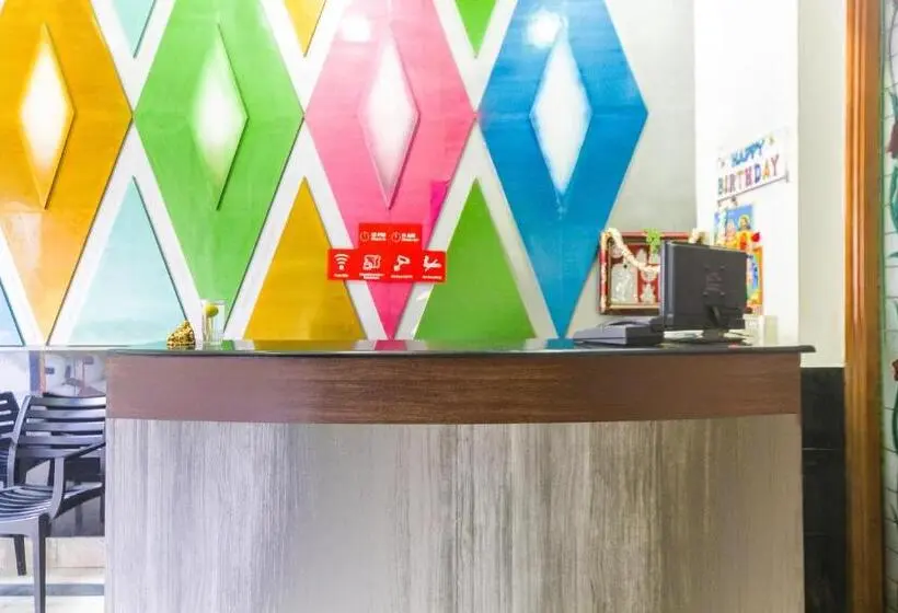 هتل Oyo 48074 National Towers Residency