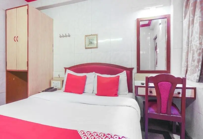 هتل Oyo 48074 National Towers Residency