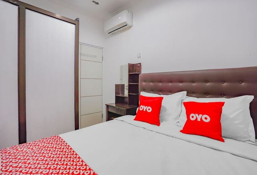 Hotel Spot On 90110 A1 Pakis Argosari