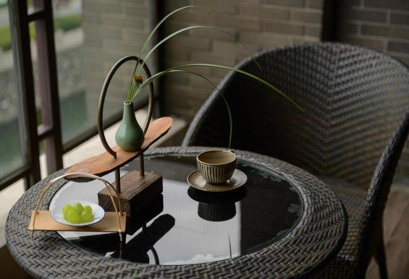 Отель Tong Que Tai Jinling Tongling Anhui