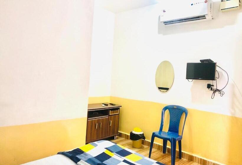 Pensão Blue Waves Guest House