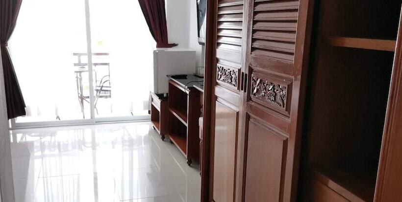 פנסיון Sure Guesthouse