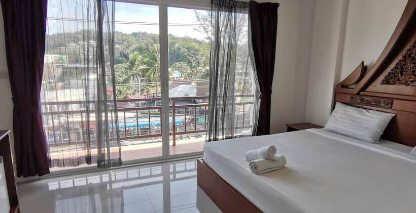 פנסיון Sure Guesthouse