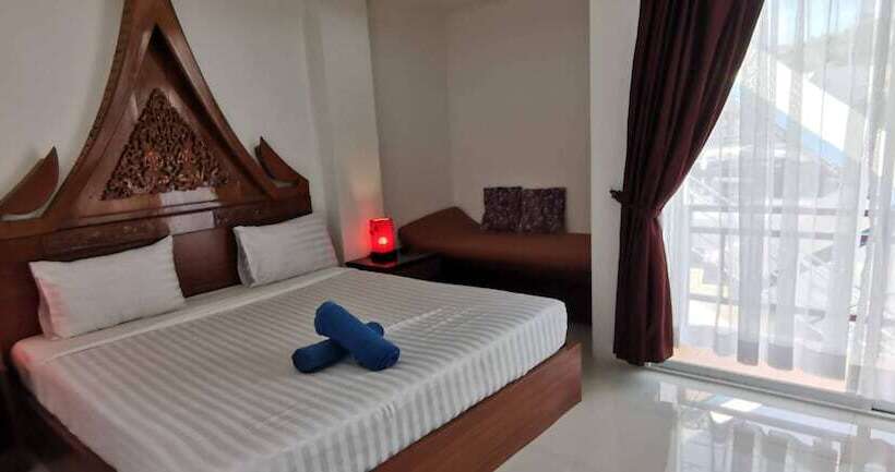 פנסיון Sure Guesthouse