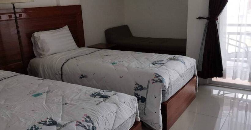 פנסיון Sure Guesthouse