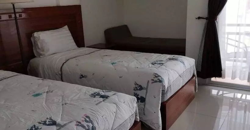 پانسیون Sure Guesthouse