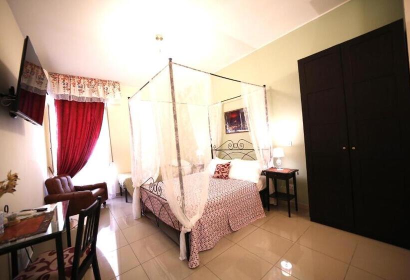 مبيت وإفطار Al Quadrato D Oro Rooms